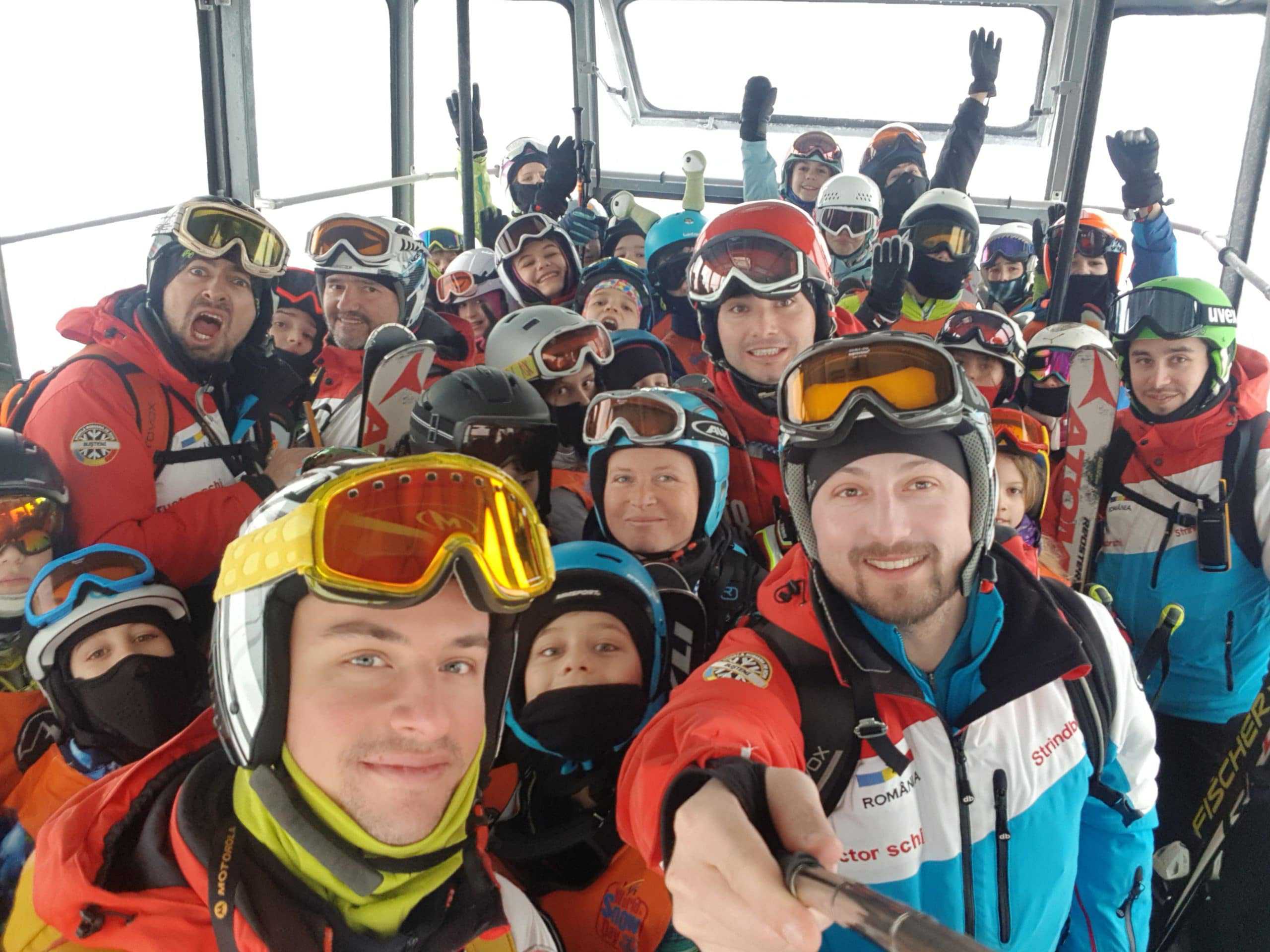 Selfie din telecabina - Scoala de ski pentru copii Progressive Sports